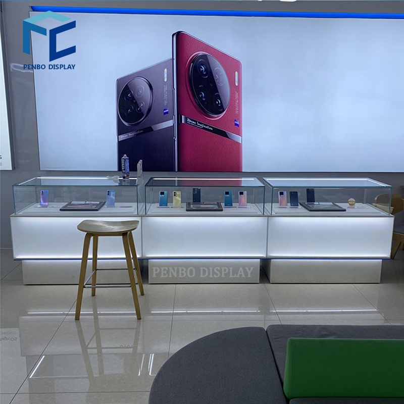 custom.High End Retail Cell  P - Phone Accessories Shop Design recension och pris